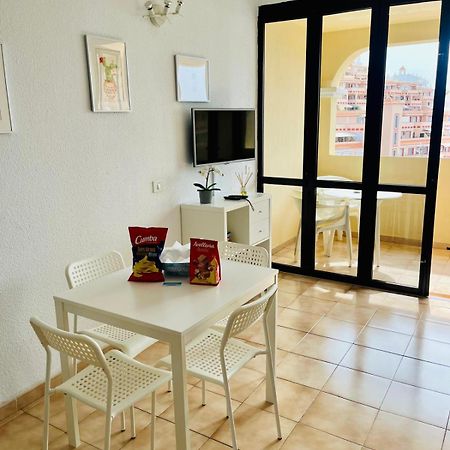 Castle Margherita'S Apartments Los Cristianos  Exterior photo